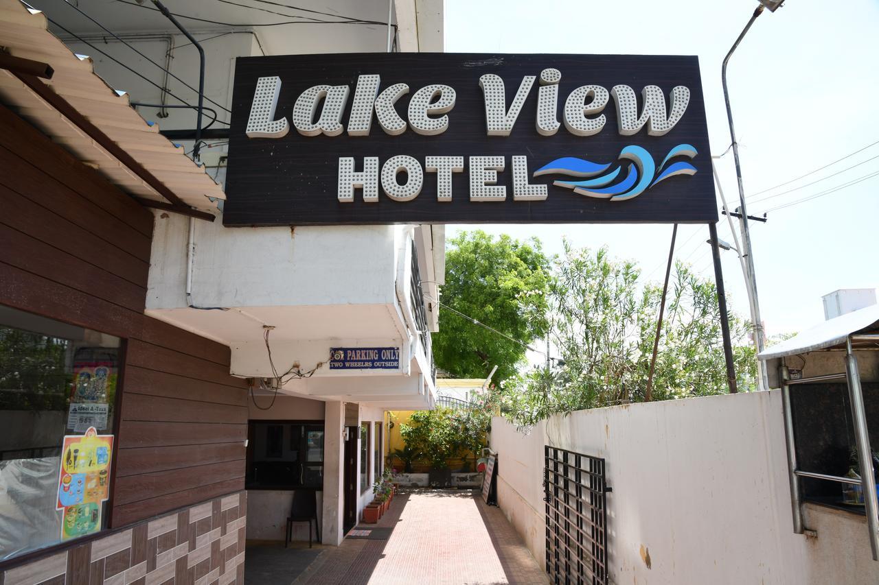 Lake View Hotel Madurai Extérieur photo